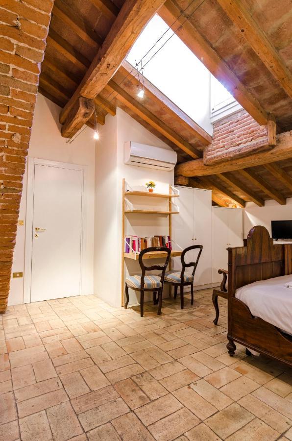 Altabella Panoramic Tower Apartment Bologna Luaran gambar